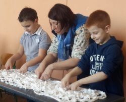 Ateliers manuel pour ls enfants du programme DUGA en Bosnie