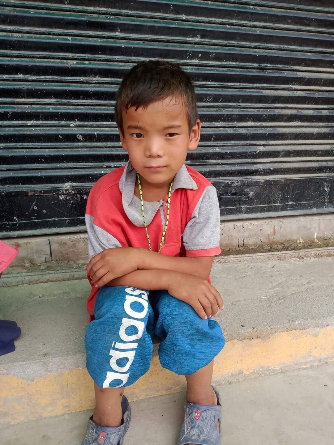 Sandesh, enfant bénéficiaire de l'association Partage au Népal