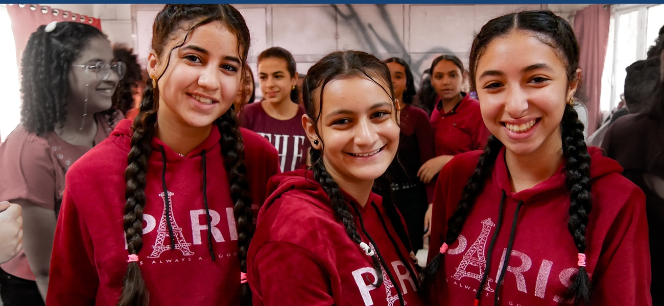 Jeunes filles bénéficiaires de l'association PARTAGE (AHEED) qui participe au projet d'éducation à la citoyenneté mondiale