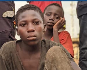 Enfants en situation de rue au Burkina Faso rencontrés lors d'une maraude par KEOOGO